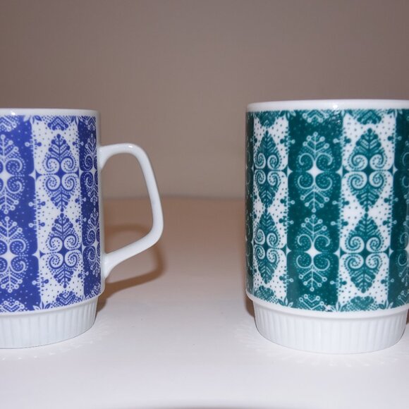 Retro Chintz Patterned Mugs - Picture 4 of 8
